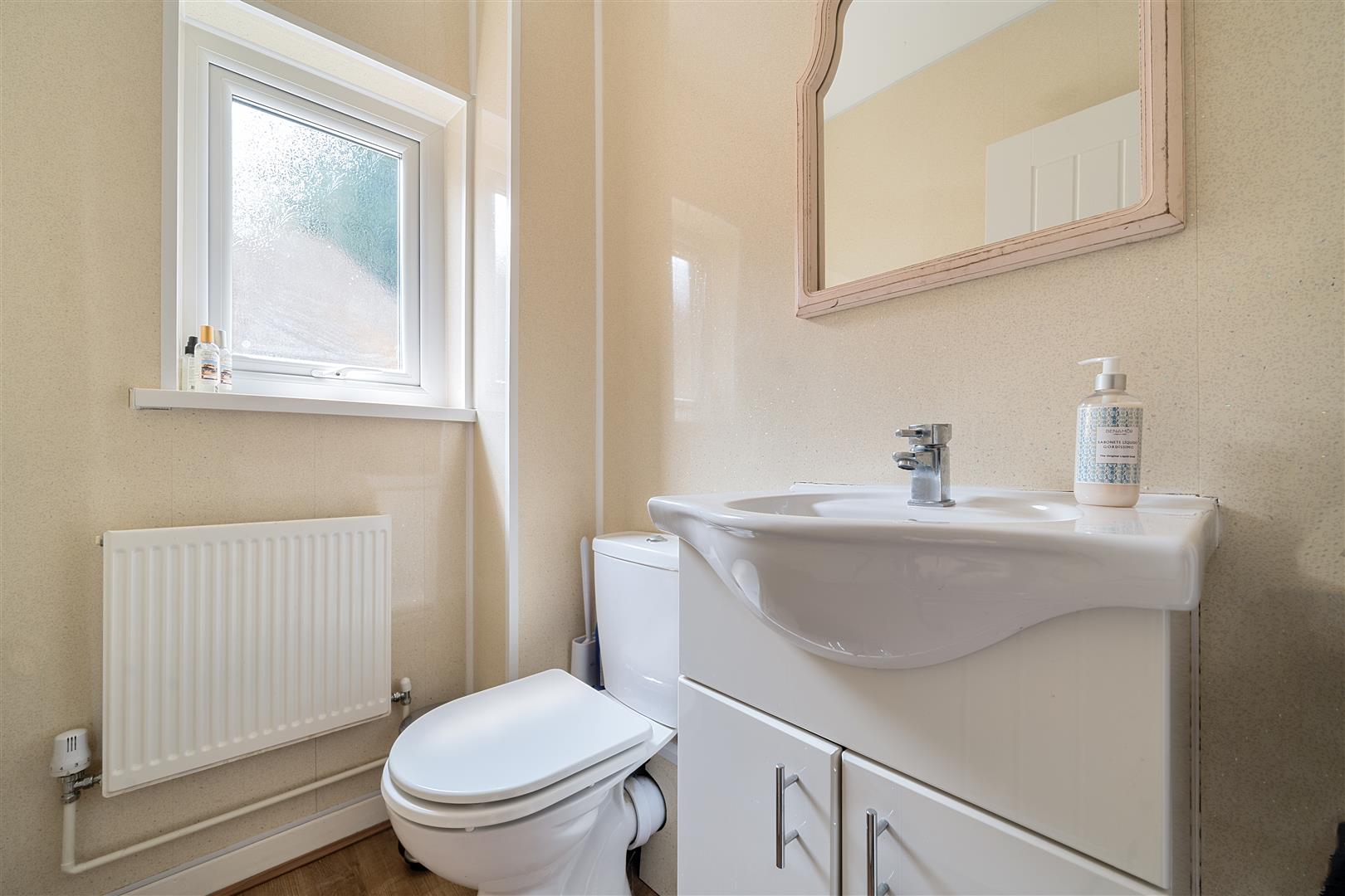 Notts Gardens, Uplands, Swansea, SA2 0RU